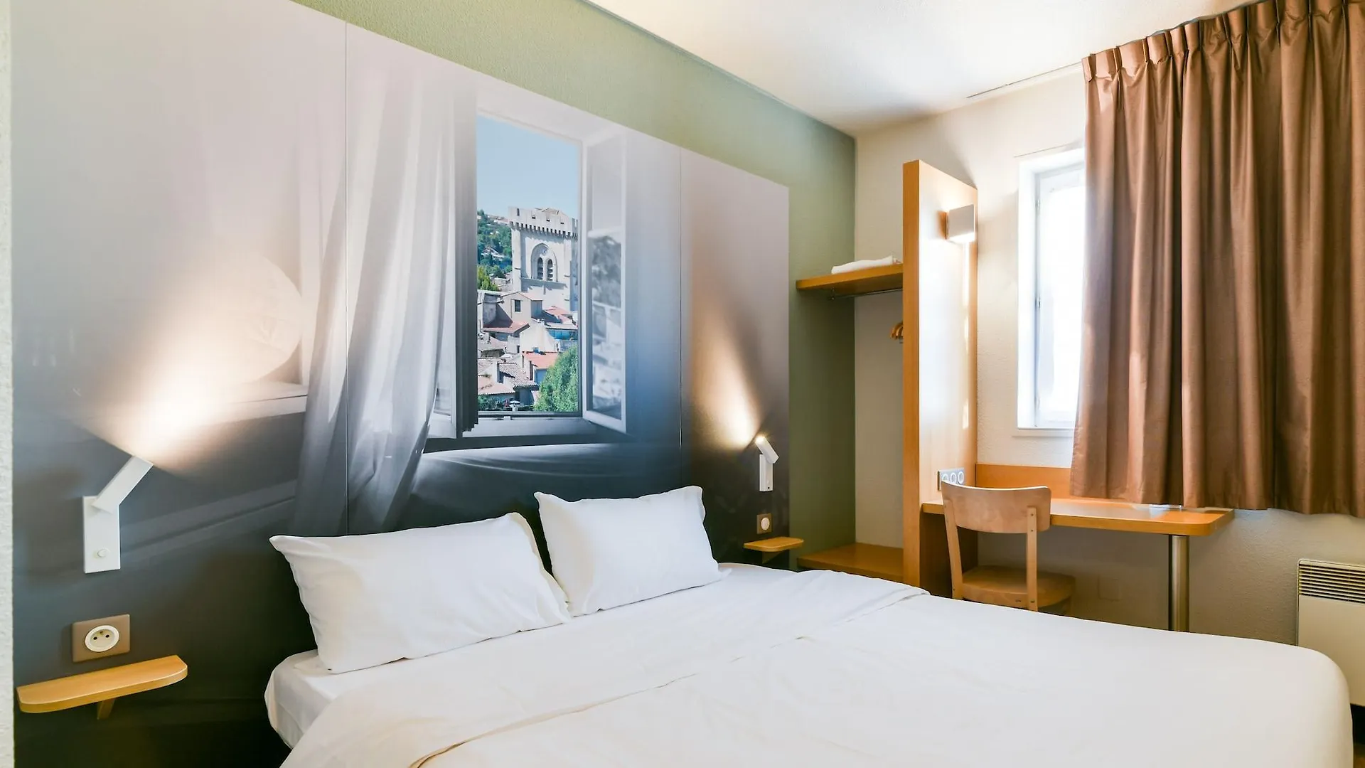 B&B Hotel Avignon 2*, Le Pontet (Vaucluse)