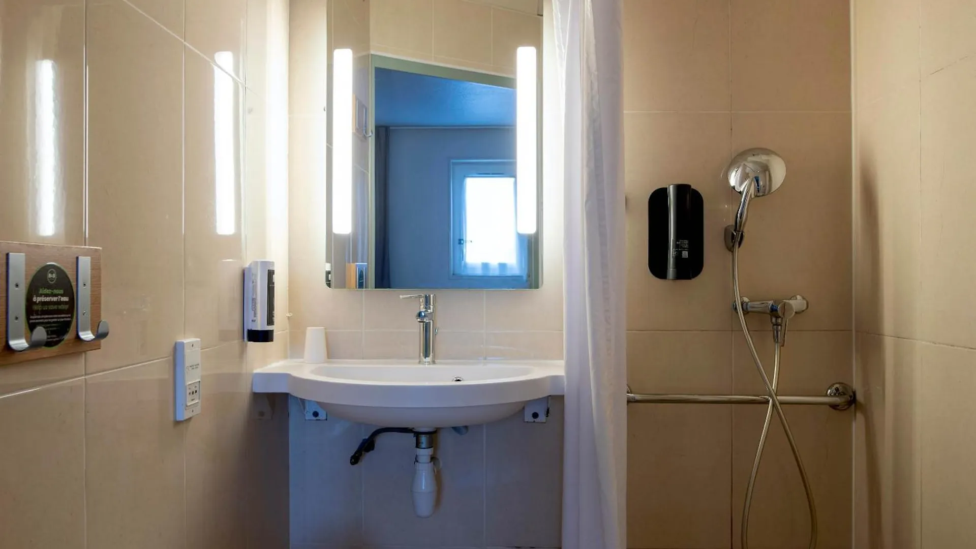 B&B Hotel Avignon